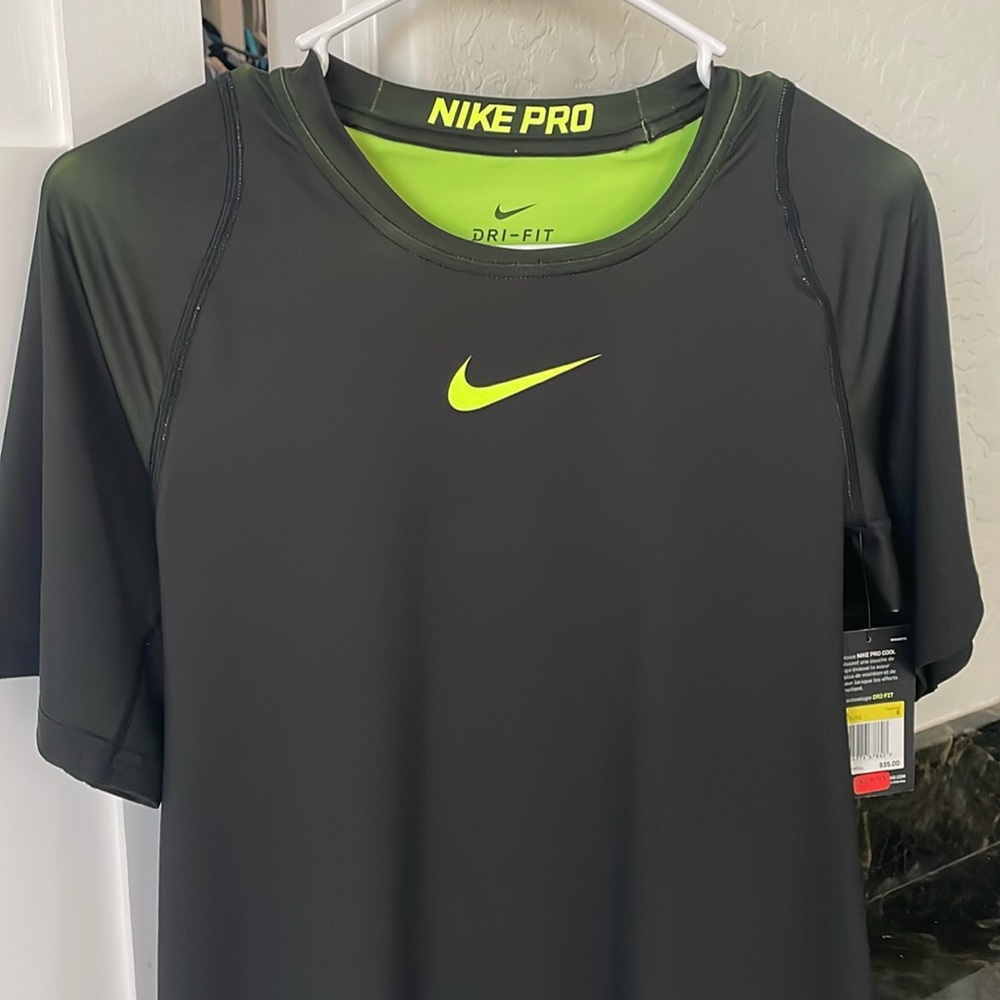 Nike dry fit shirt